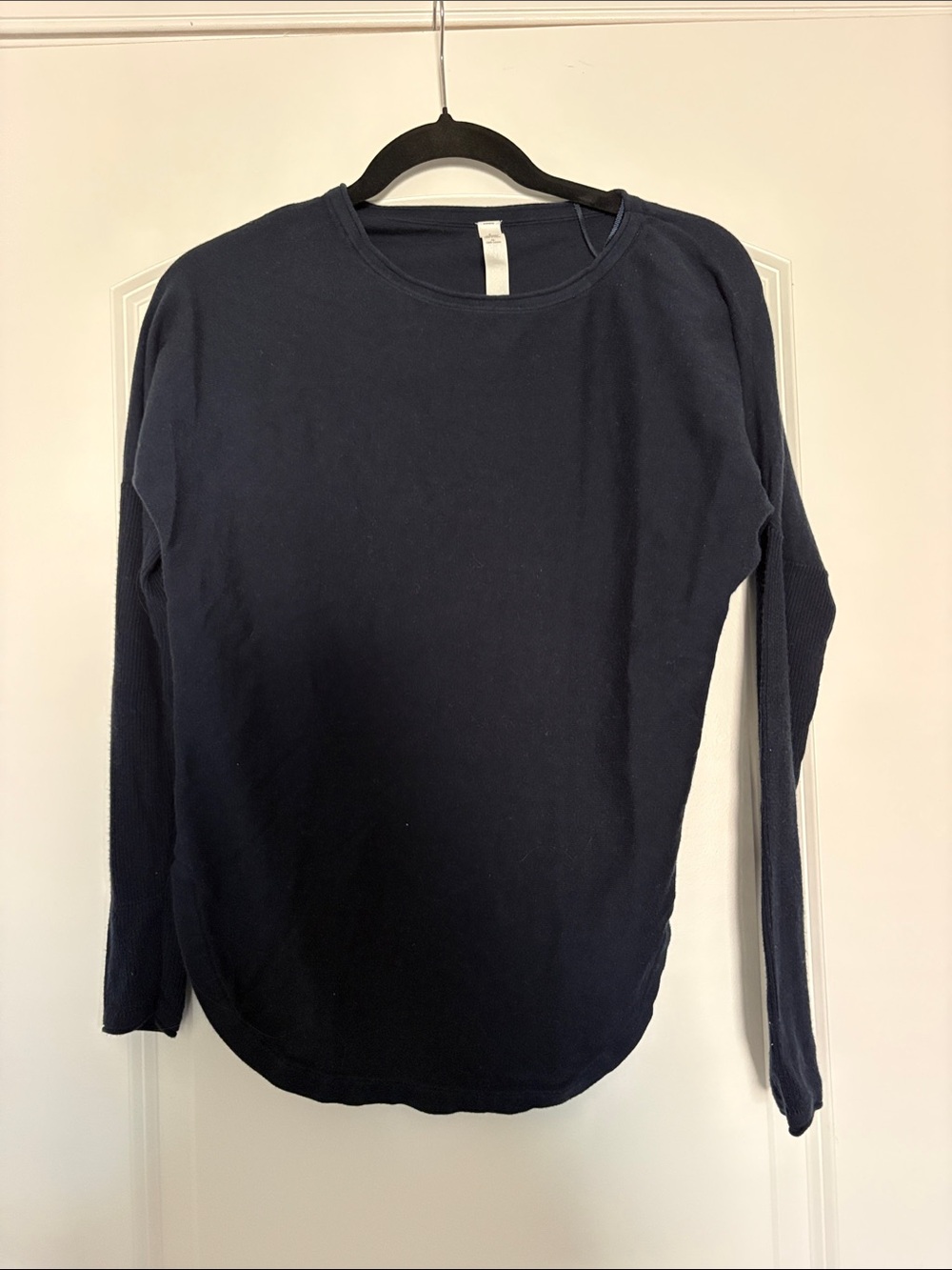 Women’s Navy Long-Sleeve Crewneck Shirt